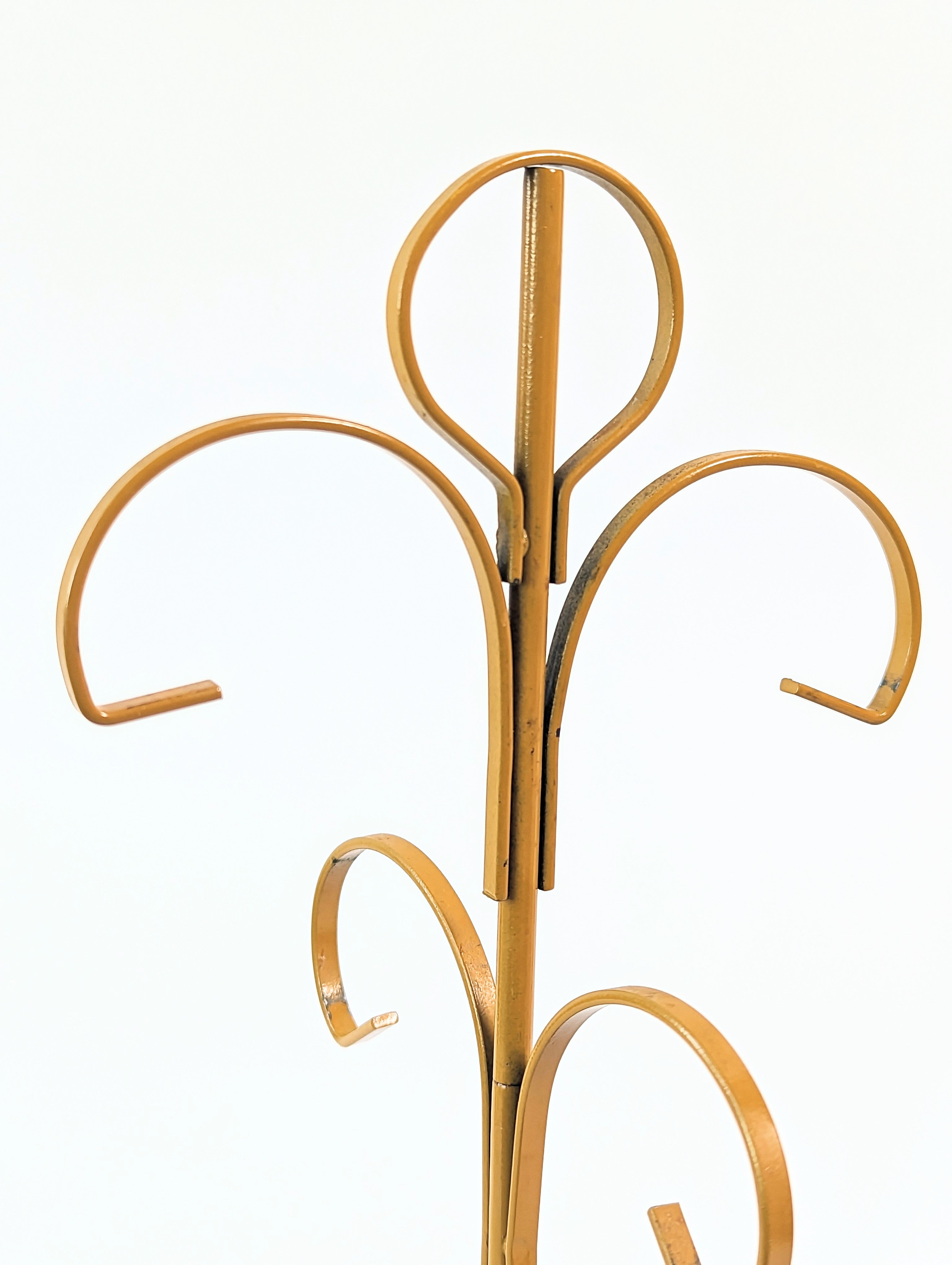 Vintage Metal Mug Tree